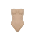 Body bustier gainant beige packshot — sans bretelles, bande silicone, finition seamless