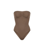 Body bustier gainant taupe packshot — sans bretelles, bande silicone, finition seamless
